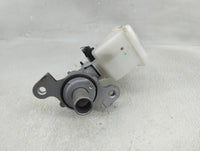 2020-2022 Nissan Versa Brake Master Cylinder 1276327 - Oemusedautoparts1.com