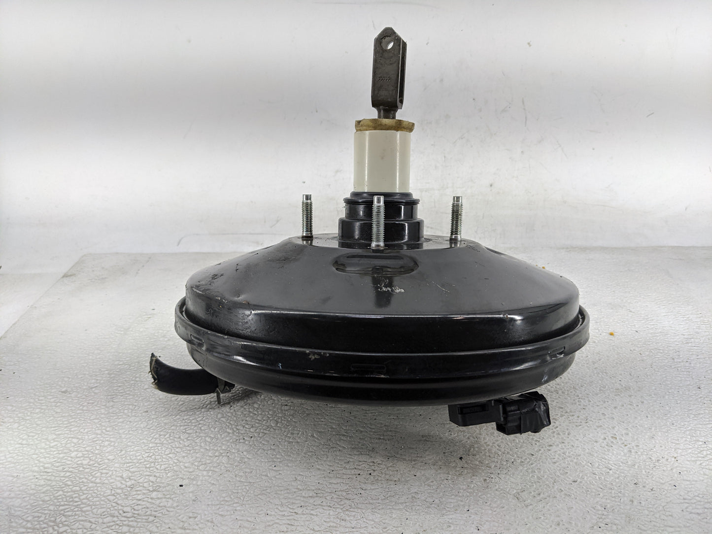 2020-2022 Nissan Versa Power Brake Booster Oem 1290377 - Oemusedautoparts1.com