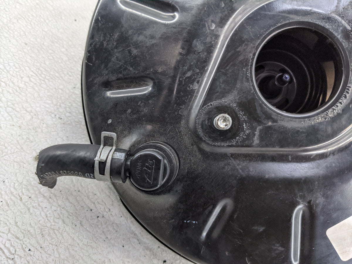 2020-2022 Nissan Versa Power Brake Booster Oem 1290377 - Oemusedautoparts1.com