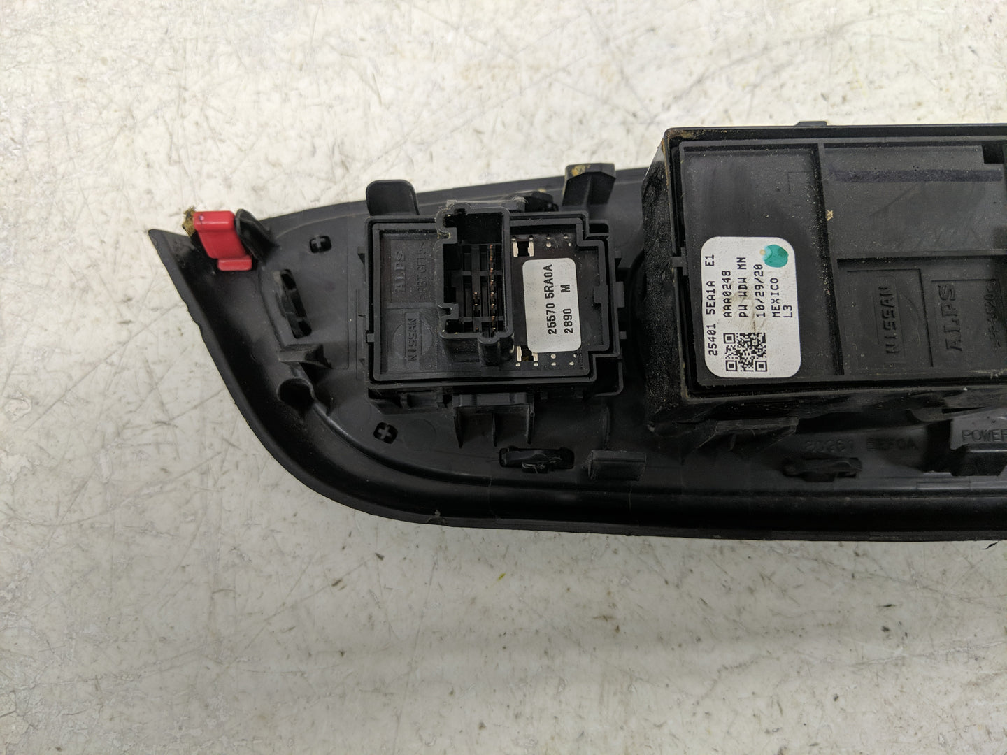 2020-2022 Nissan Versa Master Power Window Switch Replacement Driver Side Left P/N:25401 5EA1A 25570 5RA0A Fits OEM Used Aut