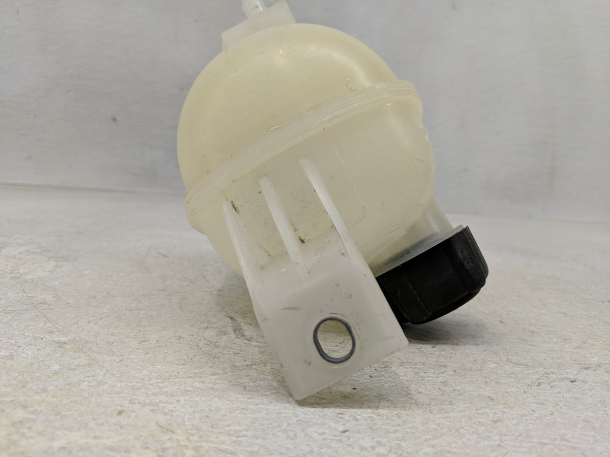 2020-2022 Nissan Versa Radiator Coolant Overflow Expansion Tank Bottle 1313091 - Oemusedautoparts1.com