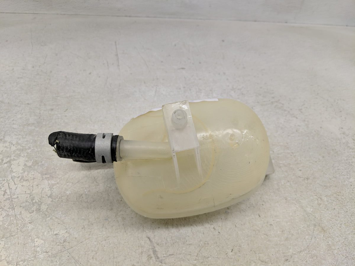 2020-2022 Nissan Versa Radiator Coolant Overflow Expansion Tank Bottle 1313091 - Oemusedautoparts1.com