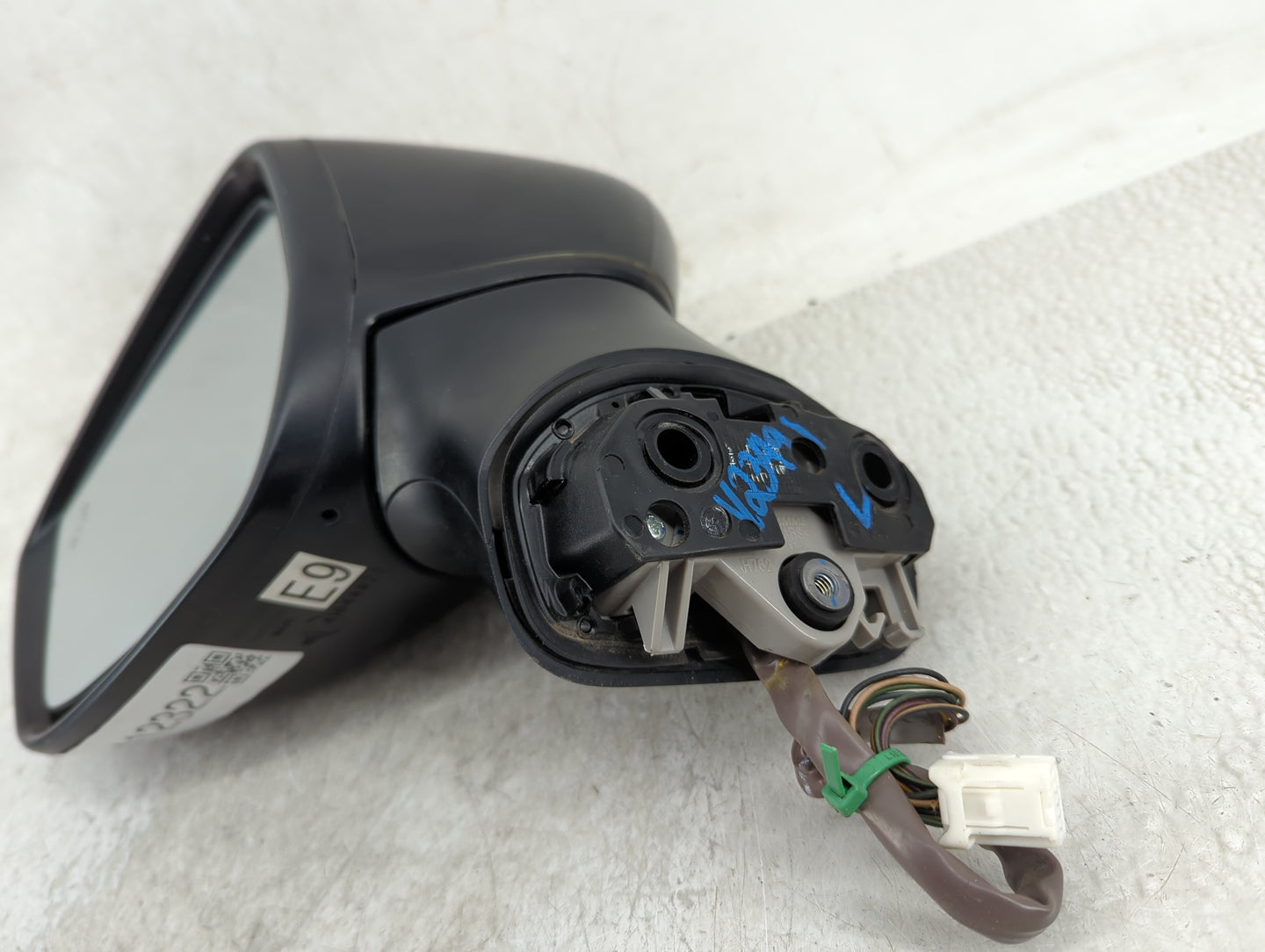 2020-2022 Nissan Versa Driver Side View Mirror - Left Door Mirror OEM Used - Oemusedautoparts1.com