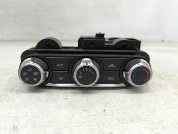 2021 Nissan Versa Climate Control Module Temperature AC/Heater Replacement P/N:T19822C B Fits OEM Used Auto Parts - Oemuseda