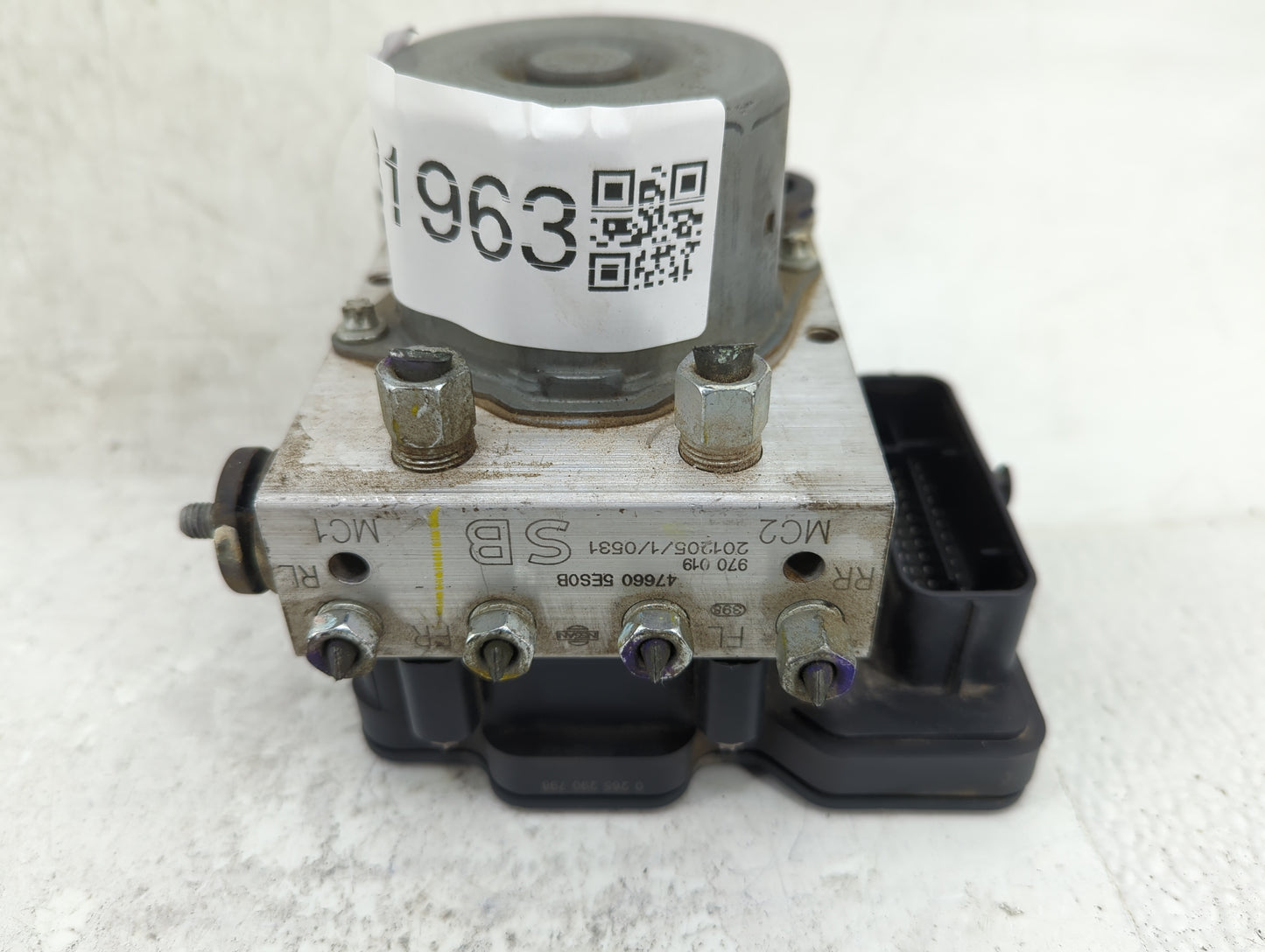 2020-2022 Nissan Versa ABS Pump Control Module Replacement P/N:47660 5ES0B 2265106527, 0265956610 Fits Fits 2020 2021 2022 O