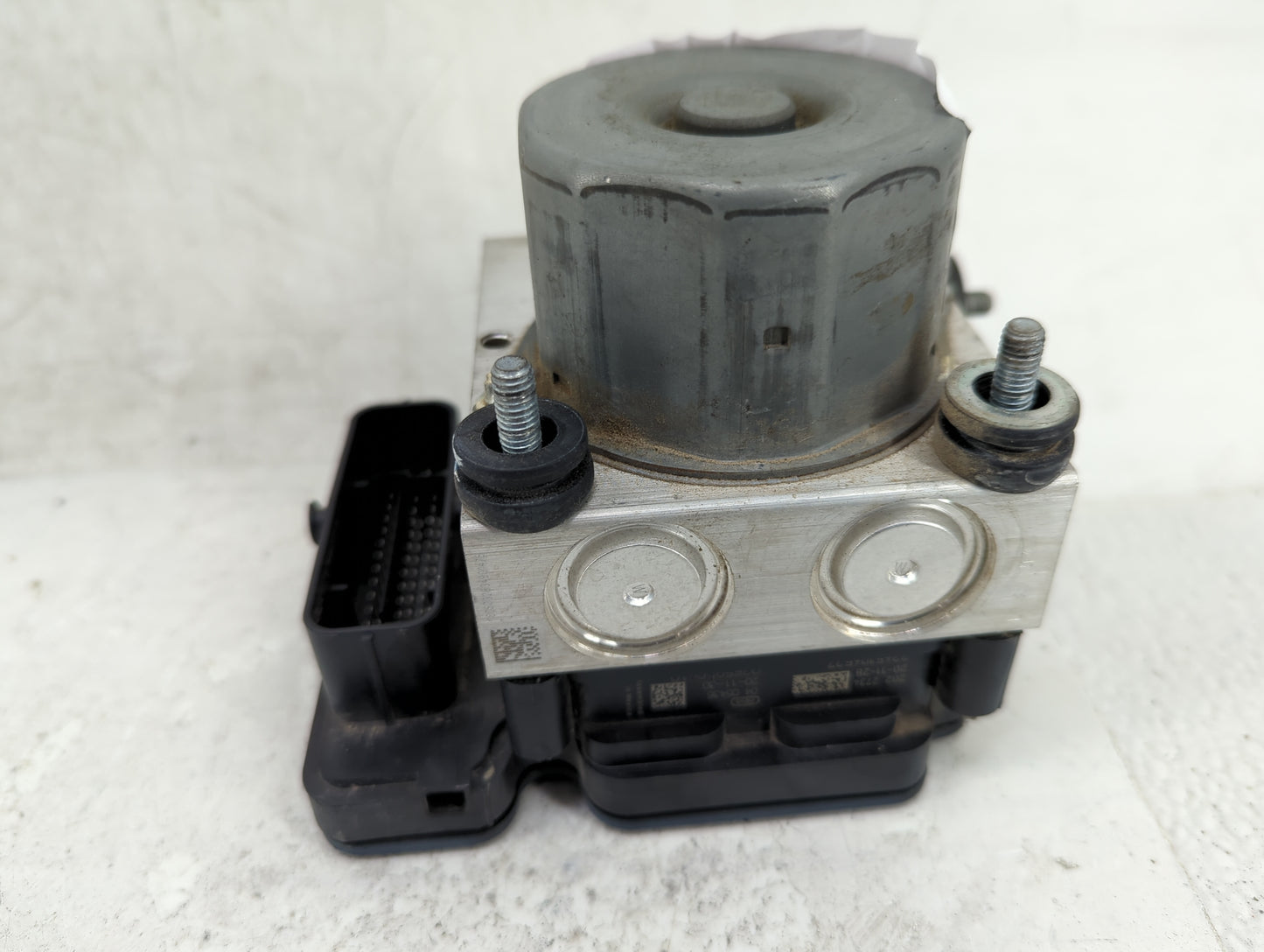 2020-2022 Nissan Versa ABS Pump Control Module Replacement P/N:47660 5ES0B 2265106527, 0265956610 Fits Fits 2020 2021 2022 O