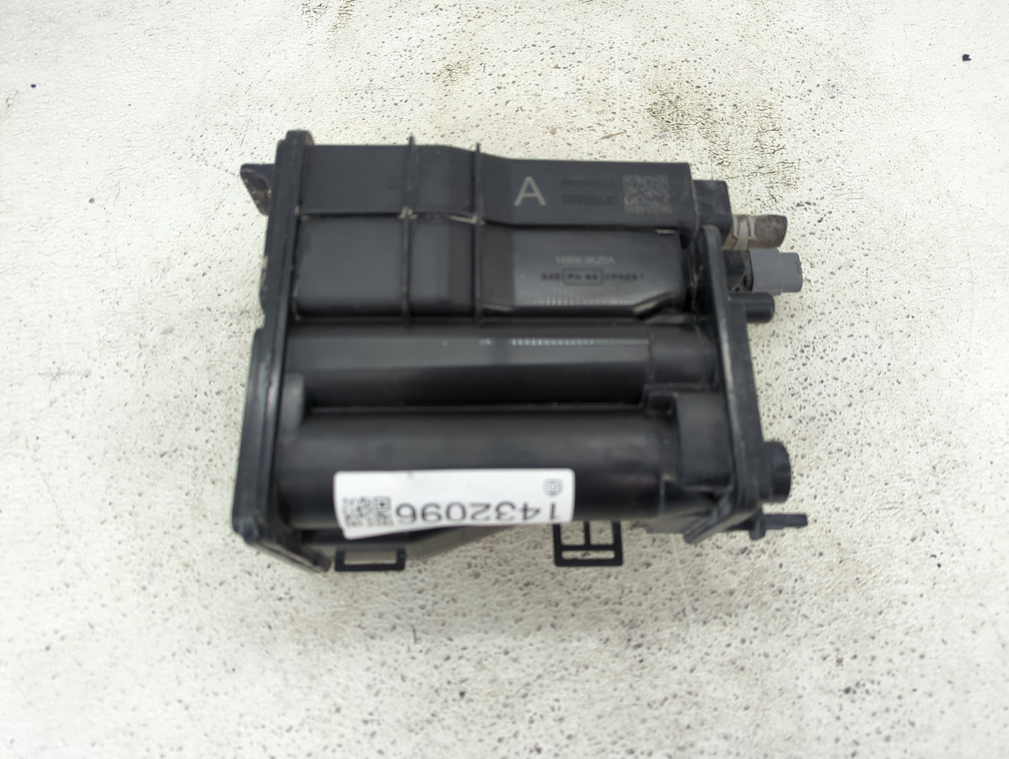 2021 Nissan Versa Fuel Vapor Charcoal Canister 1432096 - Oemusedautoparts1.com
