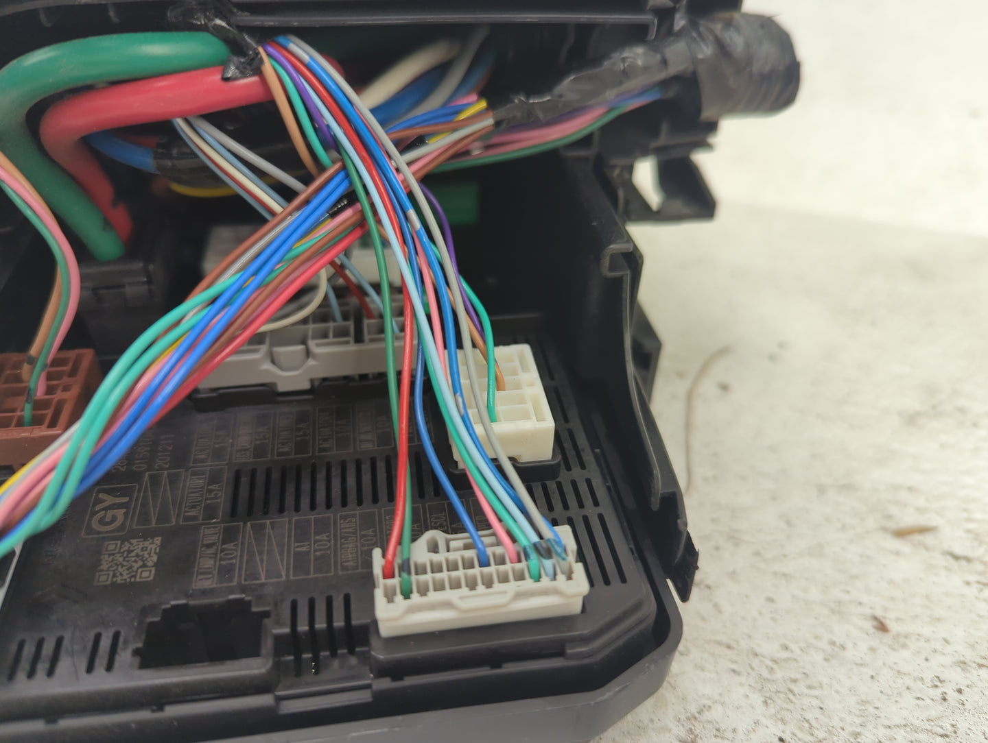 2020-2022 Nissan Versa Fusebox Fuse Box Panel Relay Module Fits Fits 2020 2021 2022 OEM Used Auto Parts - Oemusedautoparts1.