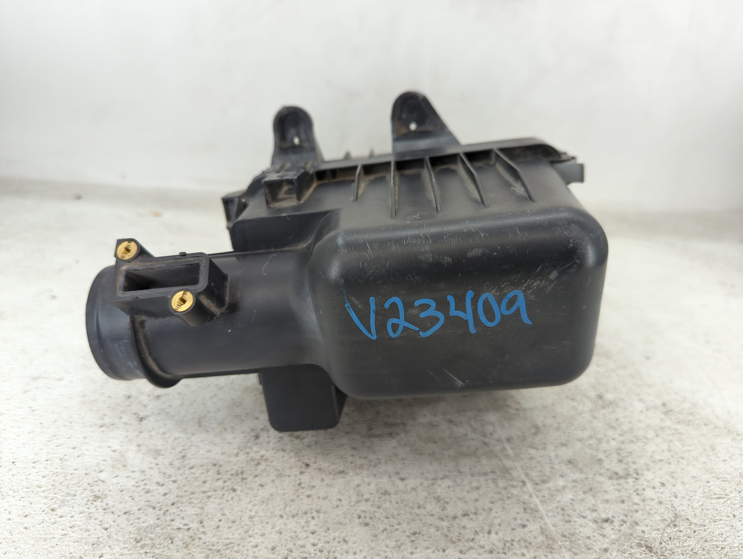 2020-2022 Nissan Versa Air Cleaner Intake-duct Hose Tube - Oemusedautoparts1.com