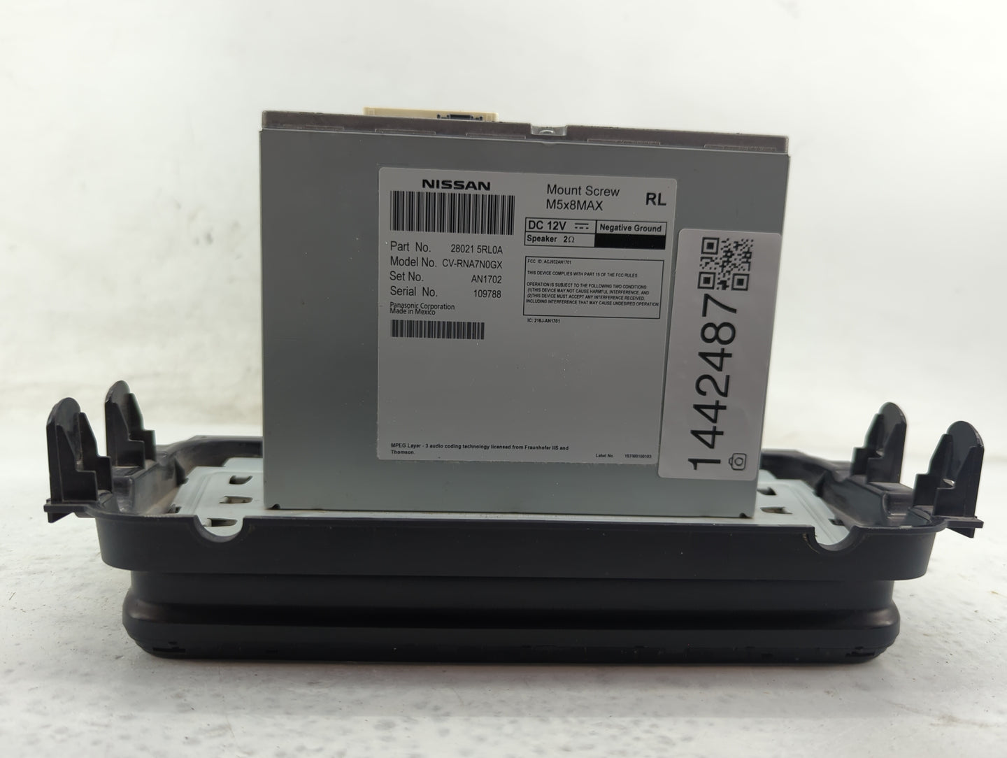2020-2021 Nissan Versa Radio AM FM Cd Player Receiver Replacement P/N:28021 5RL0A CV-RNA7N0GX, ACJ932AN1701 Fits Fits 2020 2