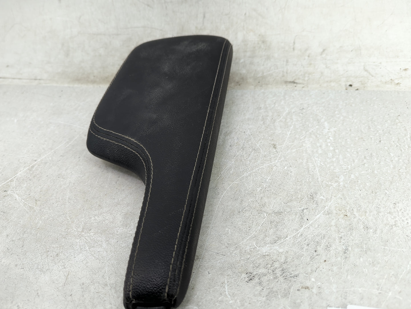 2021 Nissan Versa Center Console Armrest Cover Lid Fits OEM Used Auto Parts - Oemusedautoparts1.com