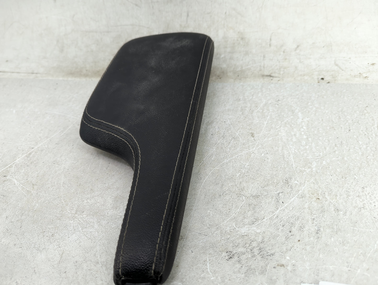 2021 Nissan Versa Center Console Armrest Cover Lid Fits OEM Used Auto Parts - Oemusedautoparts1.com