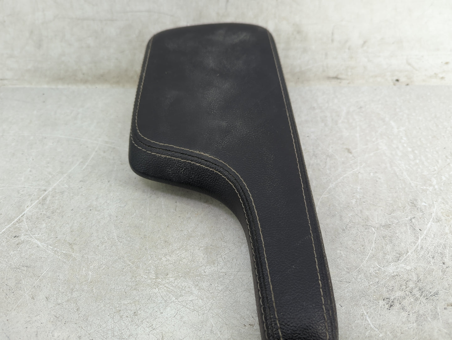 2021 Nissan Versa Center Console Armrest Cover Lid Fits OEM Used Auto Parts - Oemusedautoparts1.com