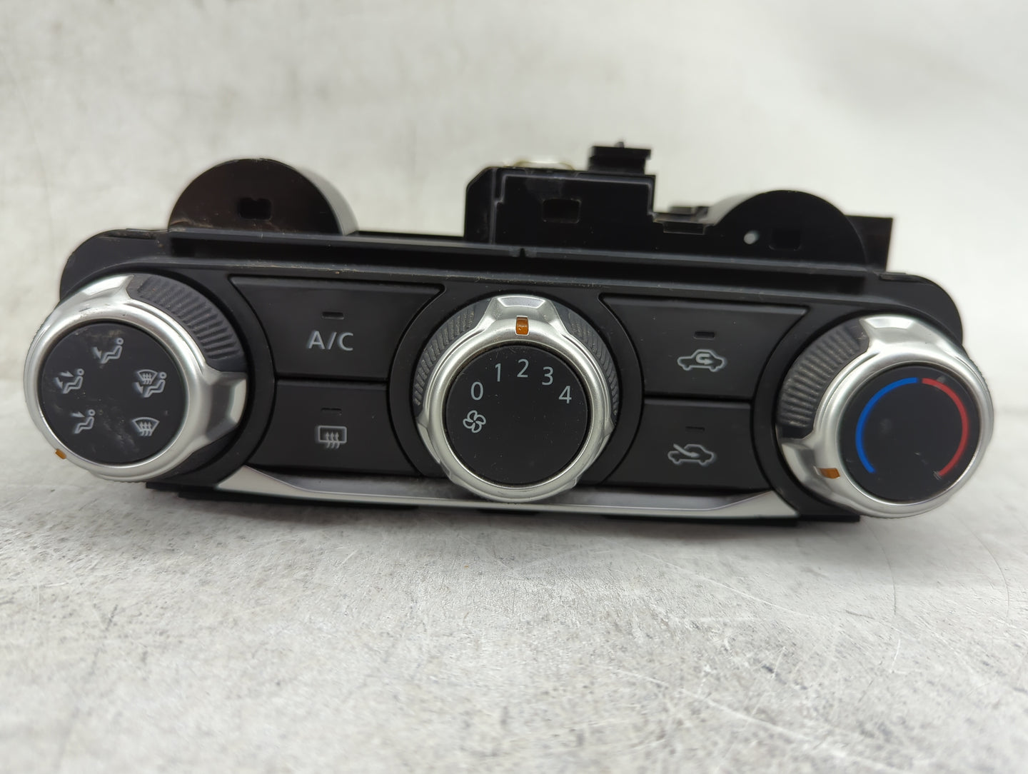 2021 Nissan Versa Ac Heater Climate Control T198 2c B - Oemusedautoparts1.com