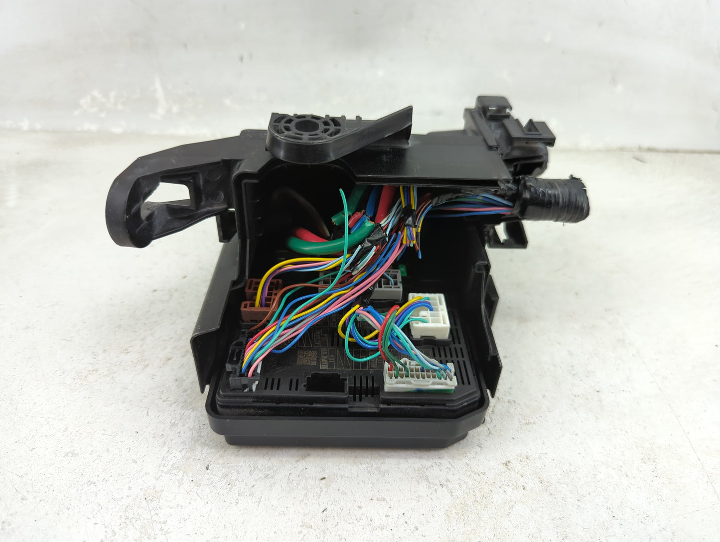 2020-2022 Nissan Versa Fusebox Fuse Box Panel Relay Module Fits Fits 2020 2021 2022 OEM Used Auto Parts - Oemusedautoparts1.