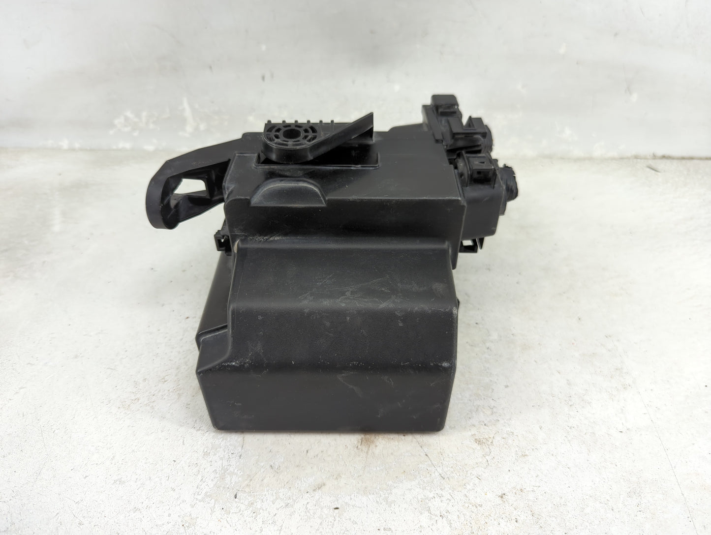 2020-2022 Nissan Versa Fusebox Fuse Box Panel Relay Module Fits Fits 2020 2021 2022 OEM Used Auto Parts - Oemusedautoparts1.