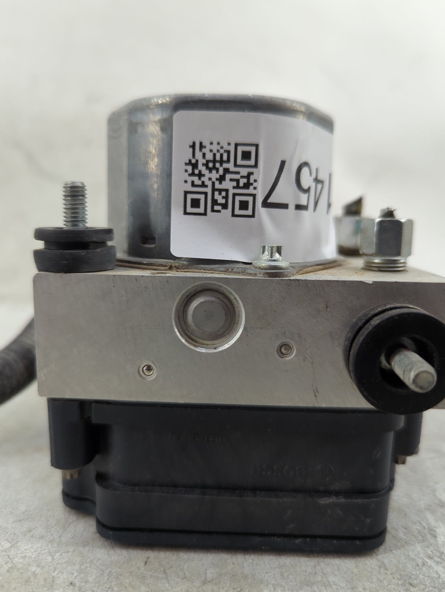 2020-2022 Nissan Versa ABS Pump Control Module Replacement P/N:47660 5ES0B 2265106527, 0265956610 Fits Fits 2020 2021 2022 O