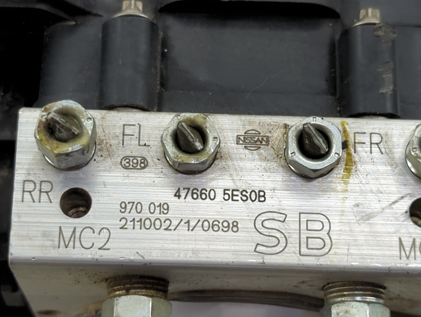2020-2022 Nissan Versa ABS Pump Control Module Replacement P/N:47660 5ES0B 2265106527, 0265956610 Fits Fits 2020 2021 2022 O