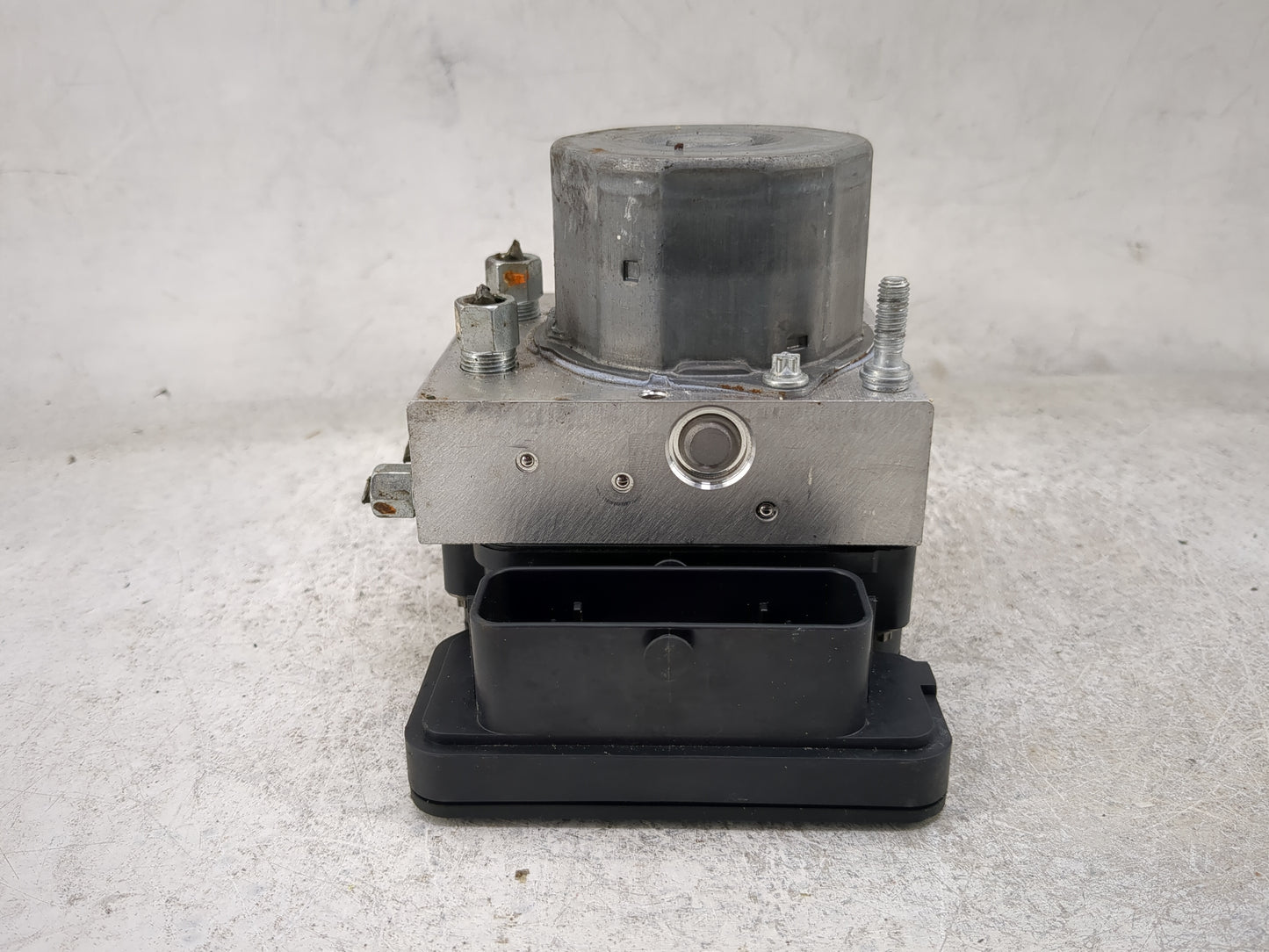 2020-2022 Nissan Versa ABS Pump Control Module Replacement P/N:47660 9EX0A 970 470, 0 265 259 Fits Fits 2020 2021 2022 OEM U