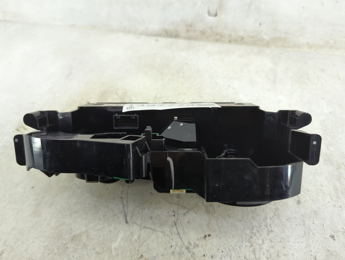 2021 Nissan Versa Climate Control Module Temperature AC/Heater Replacement P/N:CVU PHT459 Fits OEM Used Auto Parts - Oemused