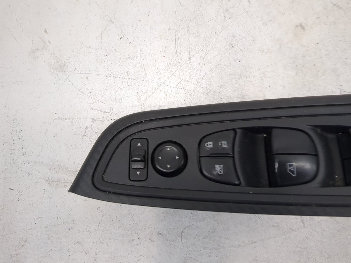 2020-2022 Nissan Versa Master Power Window Switch Replacement Driver Side Left P/N:25401 5EA1A 25570 5RA0A Fits OEM Used Aut