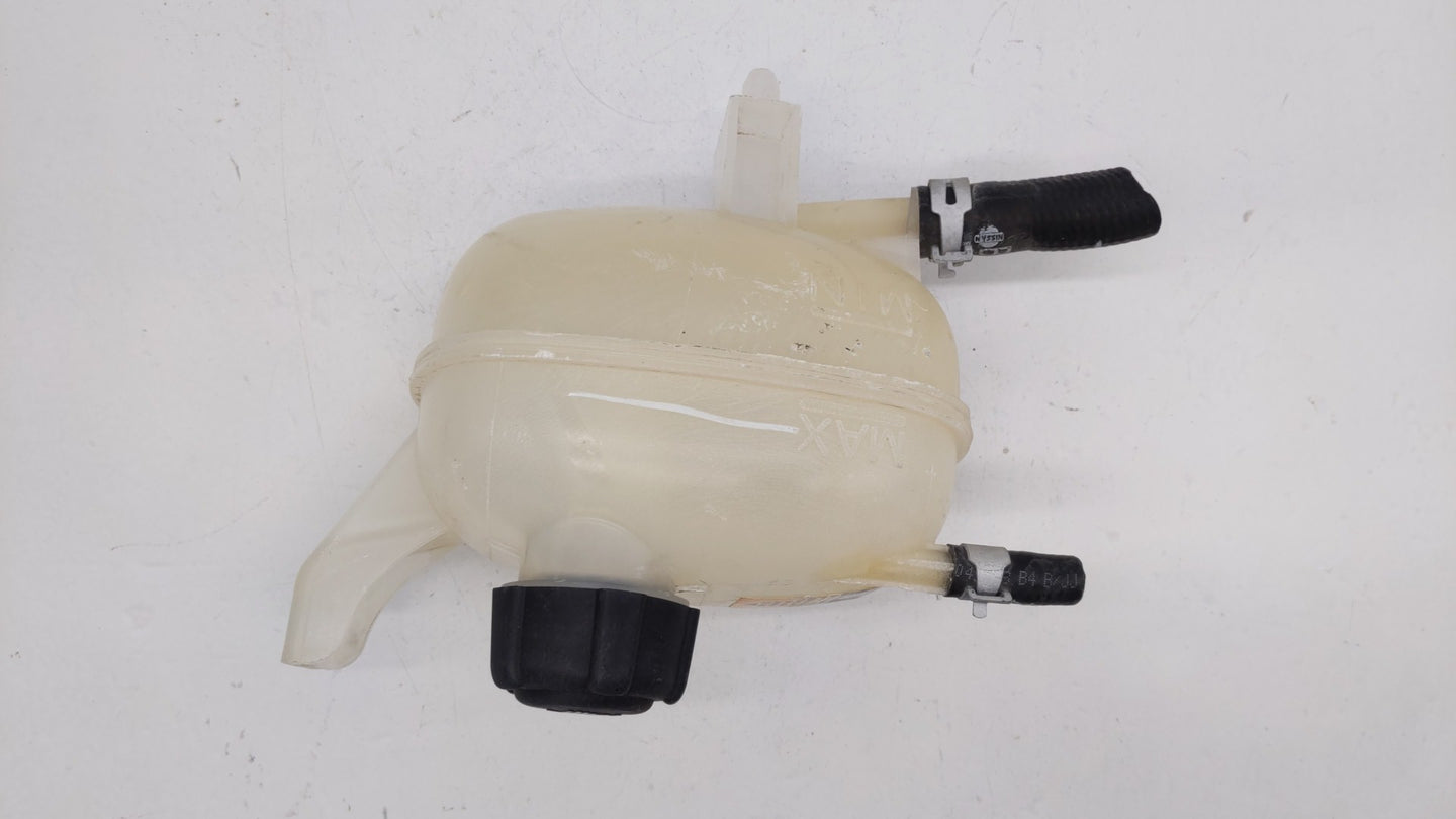 Nissan Versa Radiator Coolant Overflow Expansion Tank Bottle - Oemusedautoparts1.com