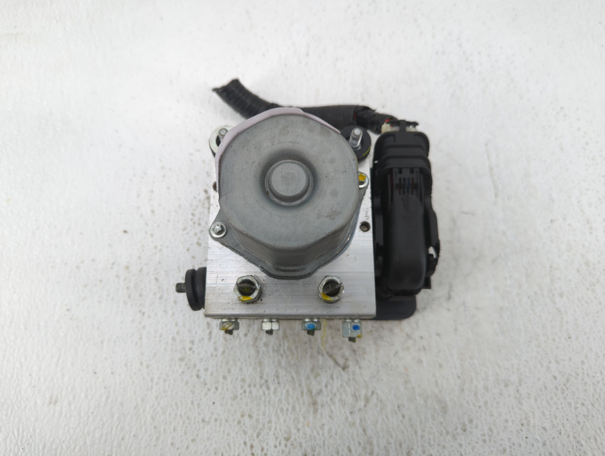 2020-2022 Nissan Versa Anti-Lock Brake ABS Pump Module Actuator OEM P/N:47660 5ES0B Fits Fits 2020 2021 2022 OEM Used Auto P