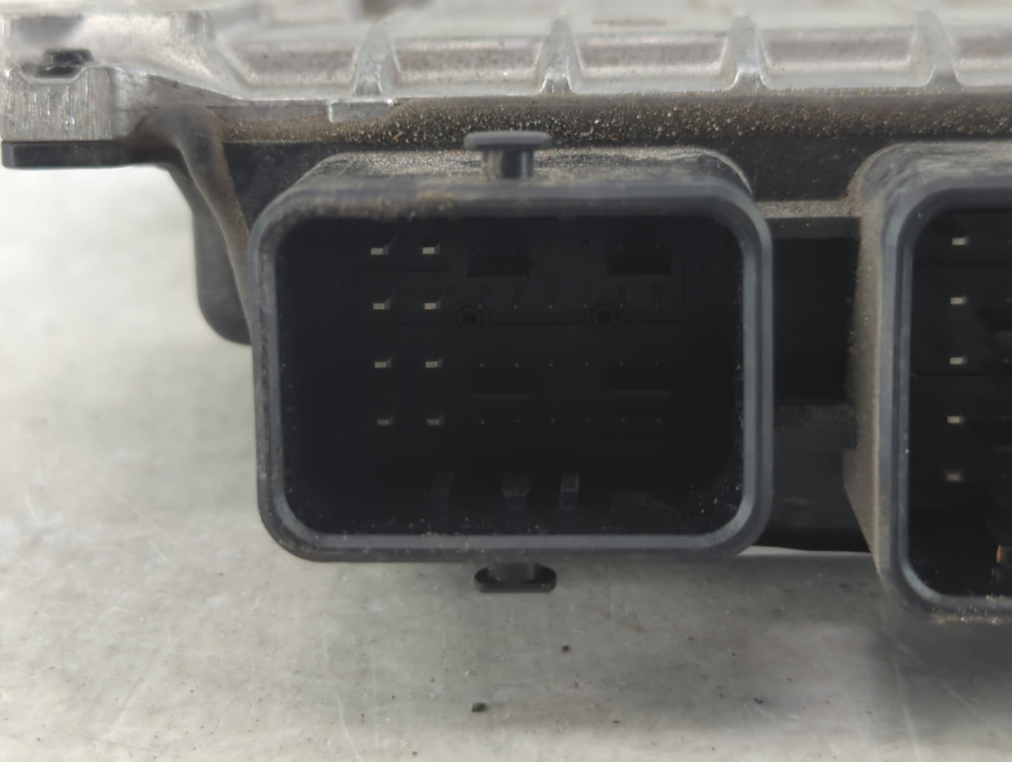 2020-2022 Nissan Versa PCM Engine Control Computer ECU ECM PCU OEM P/N:NEC983-050 Fits Fits 2020 2021 2022 OEM Used Auto Par