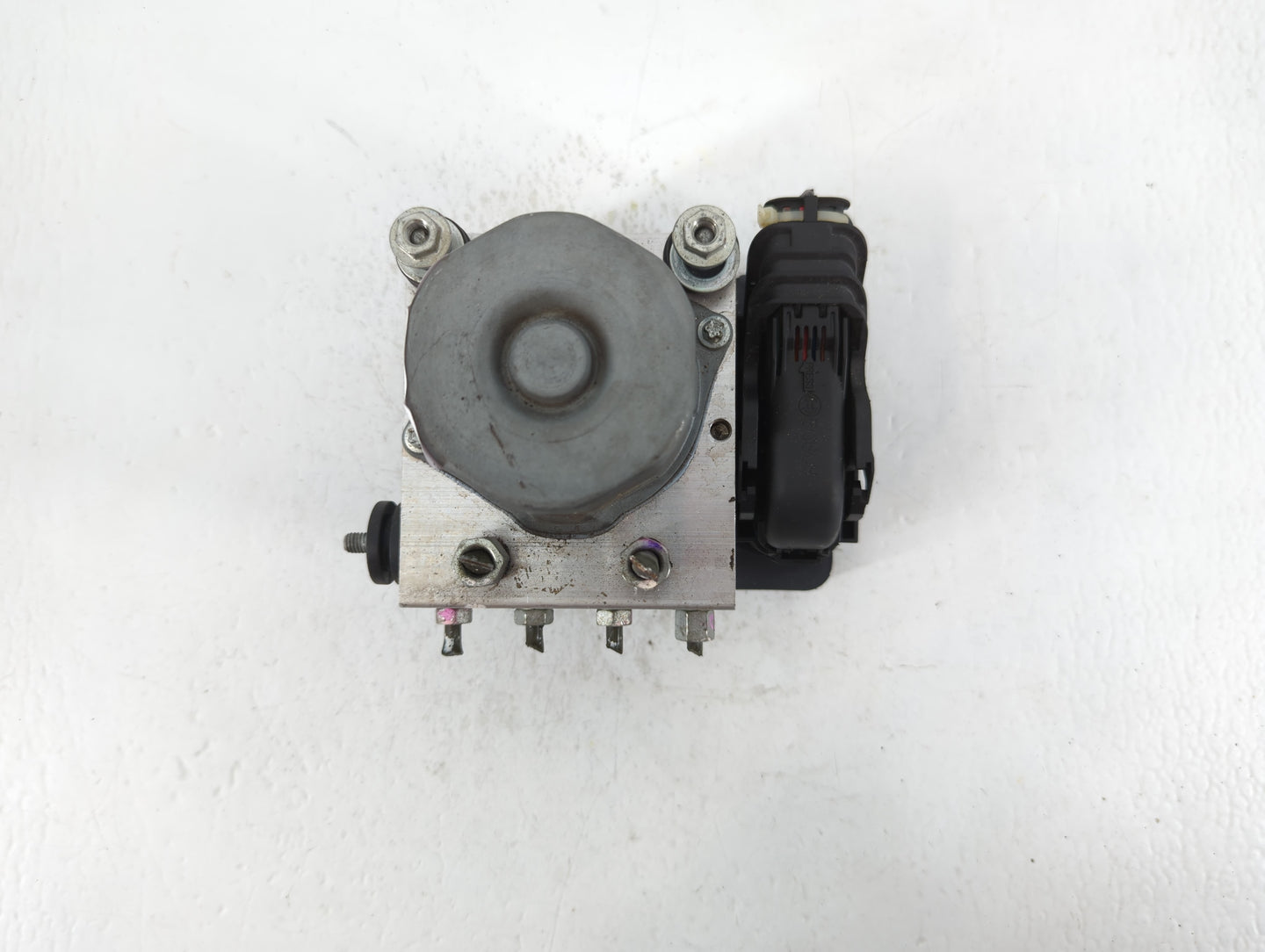 2020-2022 Nissan Versa ABS Pump Control Module Replacement P/N:47660 5ES0B Fits Fits 2020 2021 2022 OEM Used Auto Parts - Oe
