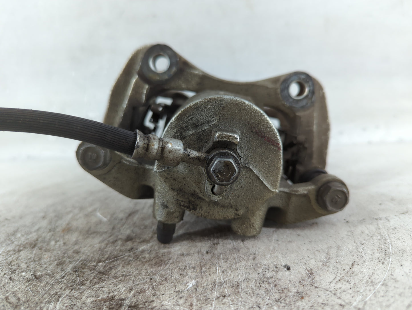 2020-2022 Nissan Versa Front Passenger Right Brake Caliper - Oemusedautoparts1.com