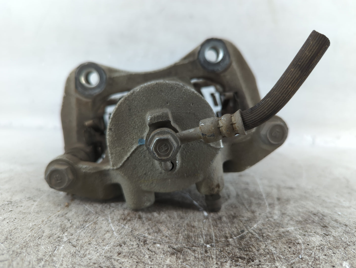 2020-2022 Nissan Versa Front Driver Left Brake Caliper - Oemusedautoparts1.com