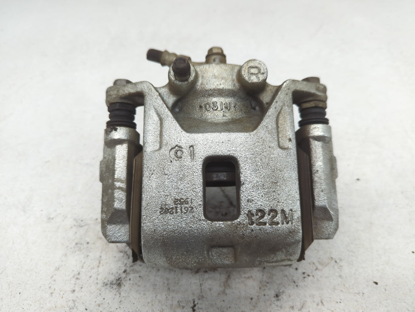 2020-2022 Nissan Versa Front Passenger Right Brake Caliper - Oemusedautoparts1.com