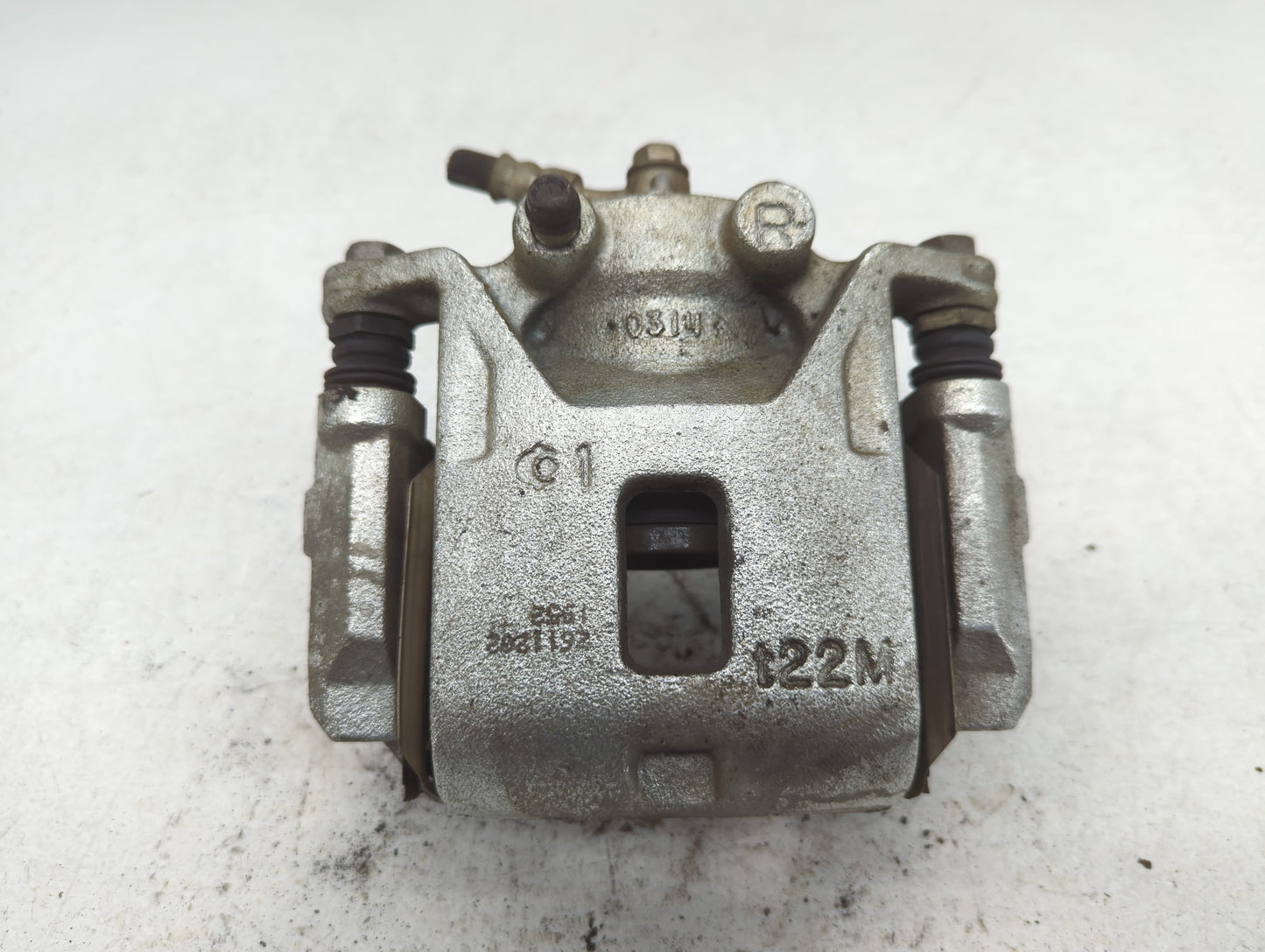 2020-2022 Nissan Versa Front Passenger Right Brake Caliper - Oemusedautoparts1.com