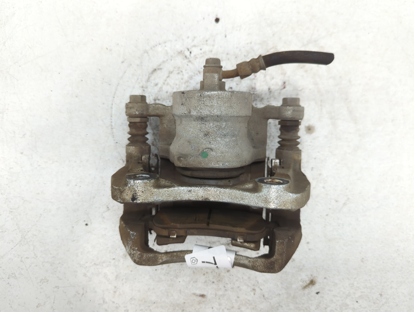 2020-2022 Nissan Versa Front Passenger Right Brake Caliper - Oemusedautoparts1.com