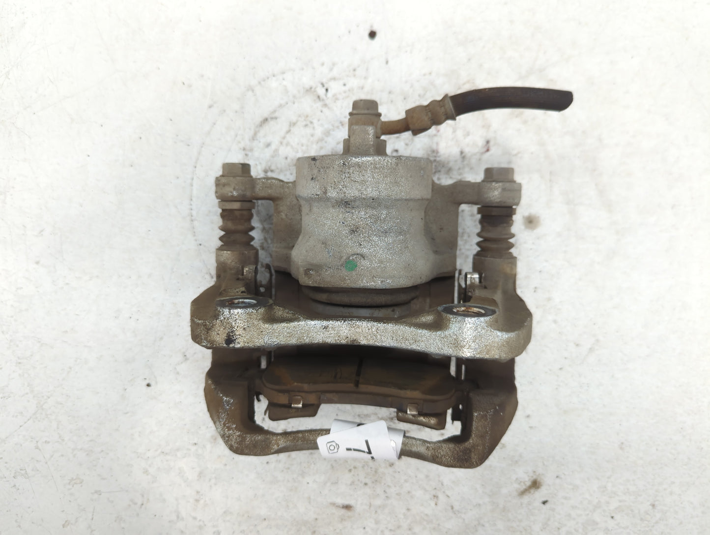 2020-2022 Nissan Versa Front Passenger Right Brake Caliper - Oemusedautoparts1.com