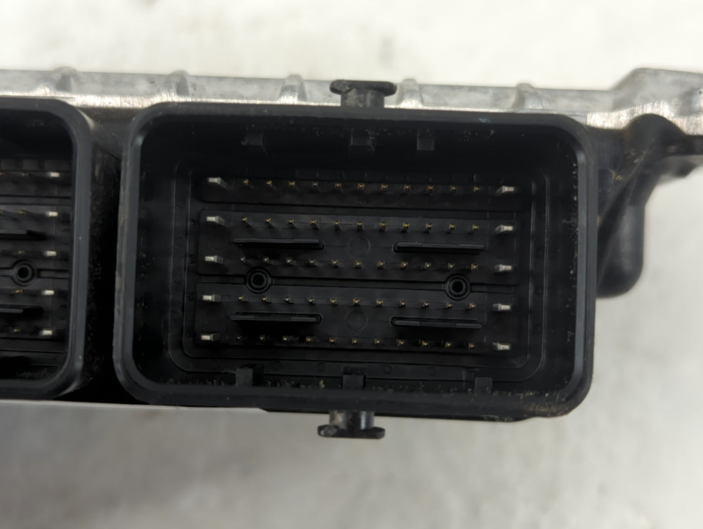 2020-2022 Nissan Versa PCM Engine Control Computer ECU ECM PCU OEM P/N:NEC983-050 Fits Fits 2020 2021 2022 OEM Used Auto Par