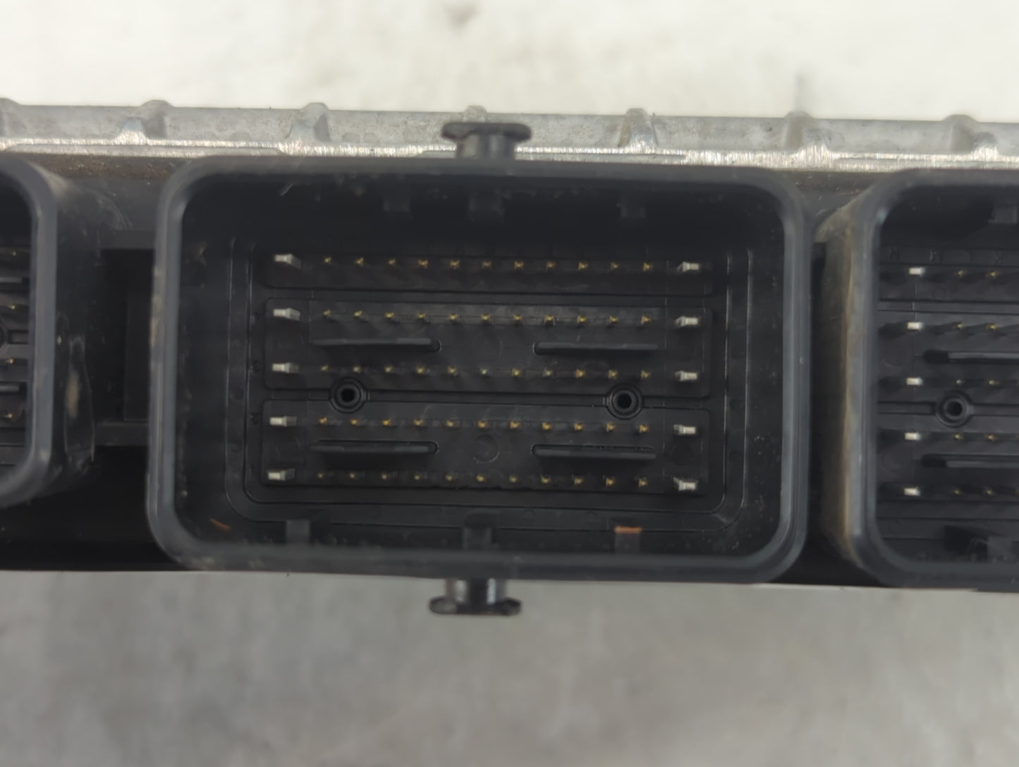 2020-2022 Nissan Versa PCM Engine Control Computer ECU ECM PCU OEM P/N:NEC983-050 Fits Fits 2020 2021 2022 OEM Used Auto Par