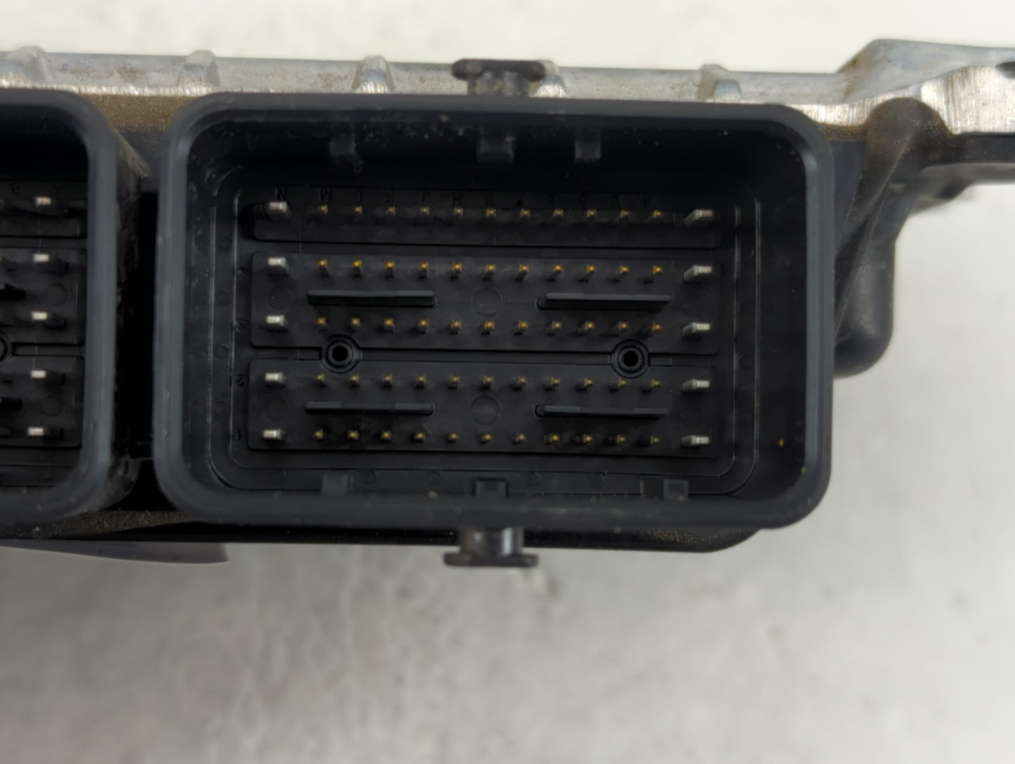 2020-2022 Nissan Versa PCM Engine Control Computer ECU ECM PCU OEM P/N:NEC983-050 Fits Fits 2020 2021 2022 OEM Used Auto Par