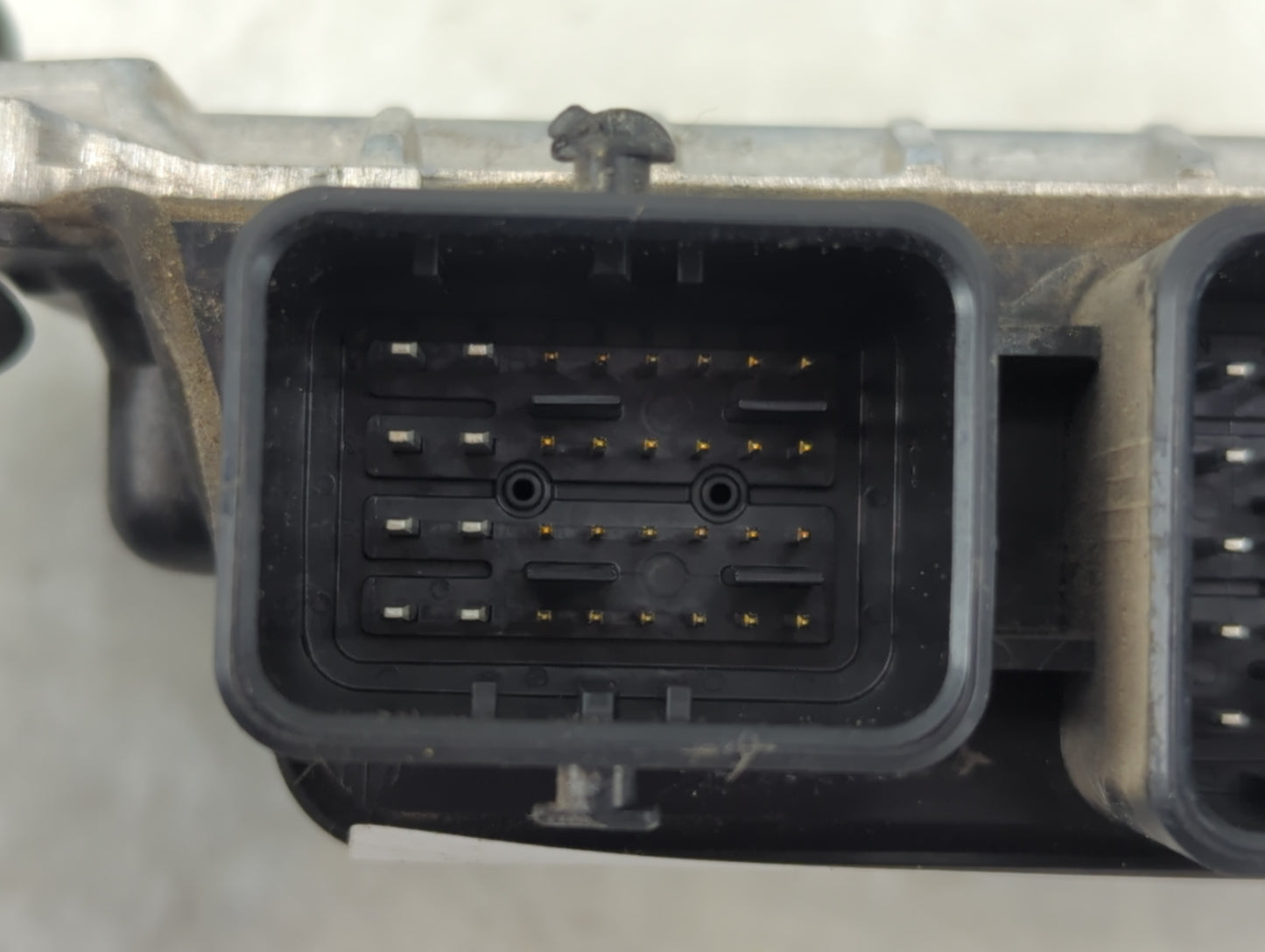 2020-2022 Nissan Versa PCM Engine Control Computer ECU ECM PCU OEM P/N:NEC983-050 Fits Fits 2020 2021 2022 OEM Used Auto Par