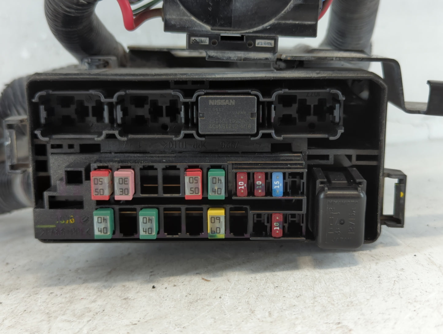 2020-2022 Nissan Versa Fusebox Fuse Box Panel Relay Module P/N:5RL0A Fits Fits 2020 2021 2022 OEM Used Auto Parts - Oemuseda
