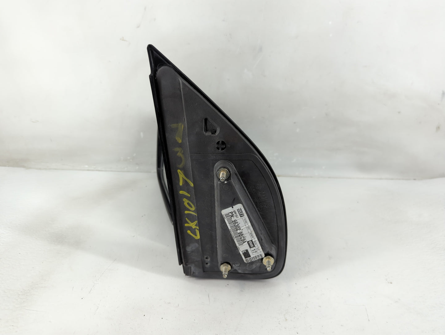 2021 Nissan Xterra Side Mirror Replacement Driver Left View Door Mirror P/N:96302 9BC9A Fits OEM Used Auto Parts - Oemusedau