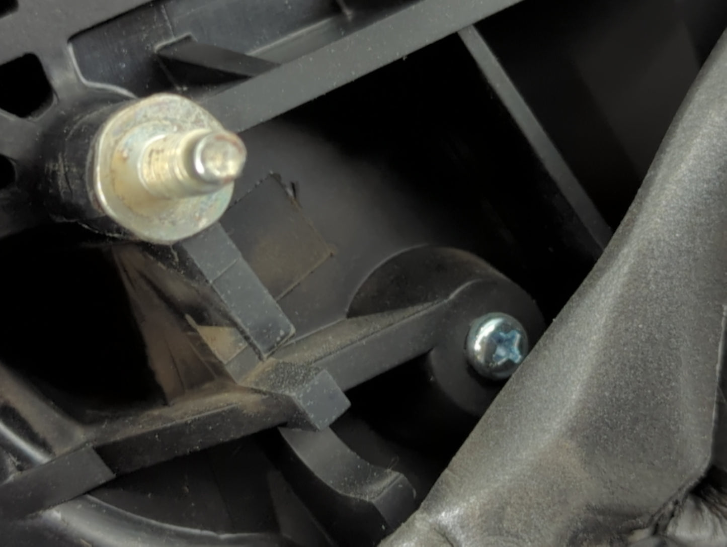 2021 Nissan Xterra Side Mirror Replacement Driver Left View Door Mirror P/N:96302 9BC9A Fits OEM Used Auto Parts - Oemusedau