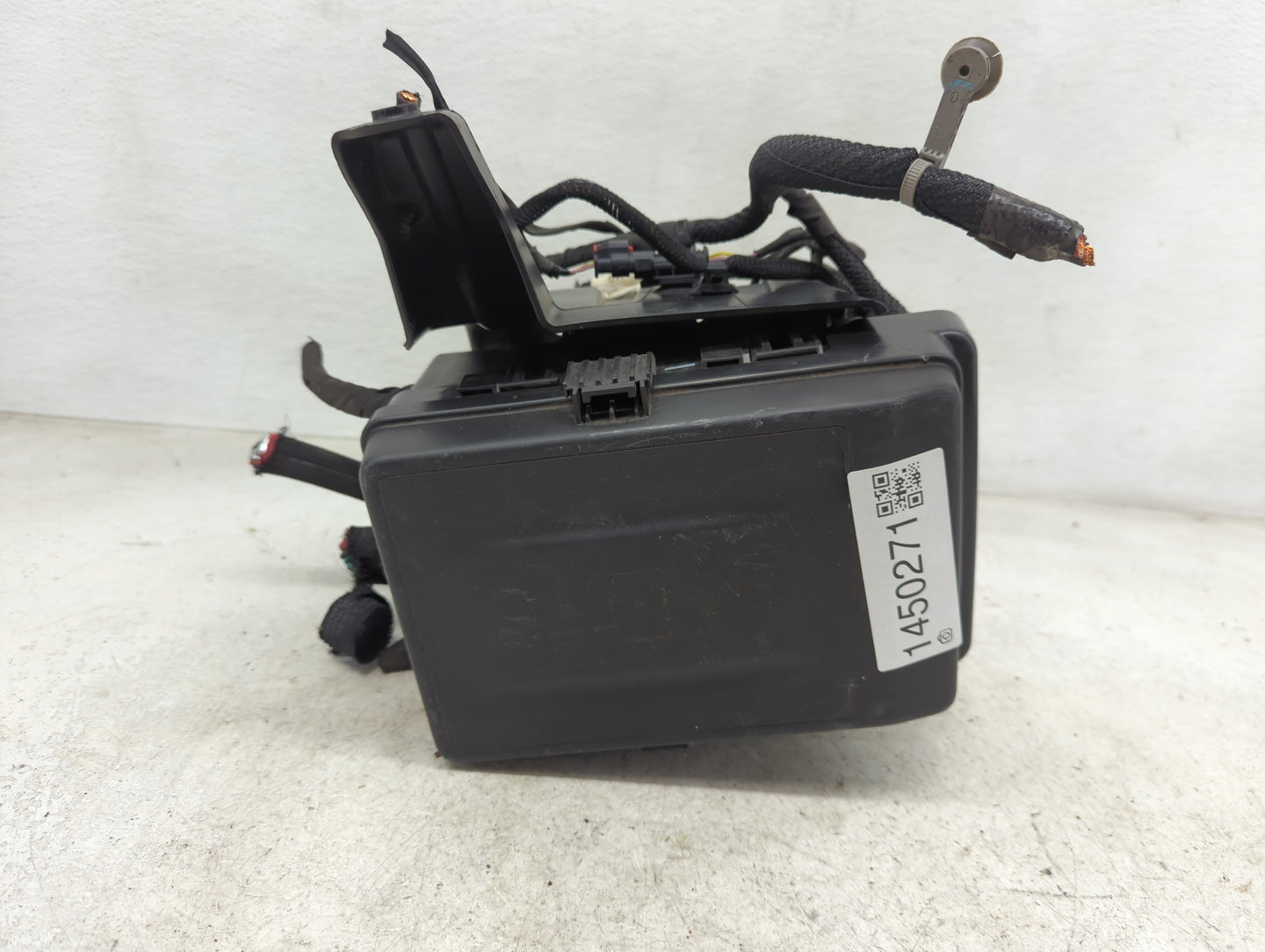 2021 Ram 1500 Fusebox Fuse Box Panel Relay Module P/N:68467637AA T02002221S5822, DPN35344969, 72033-AK Fits OEM Used Auto Pa