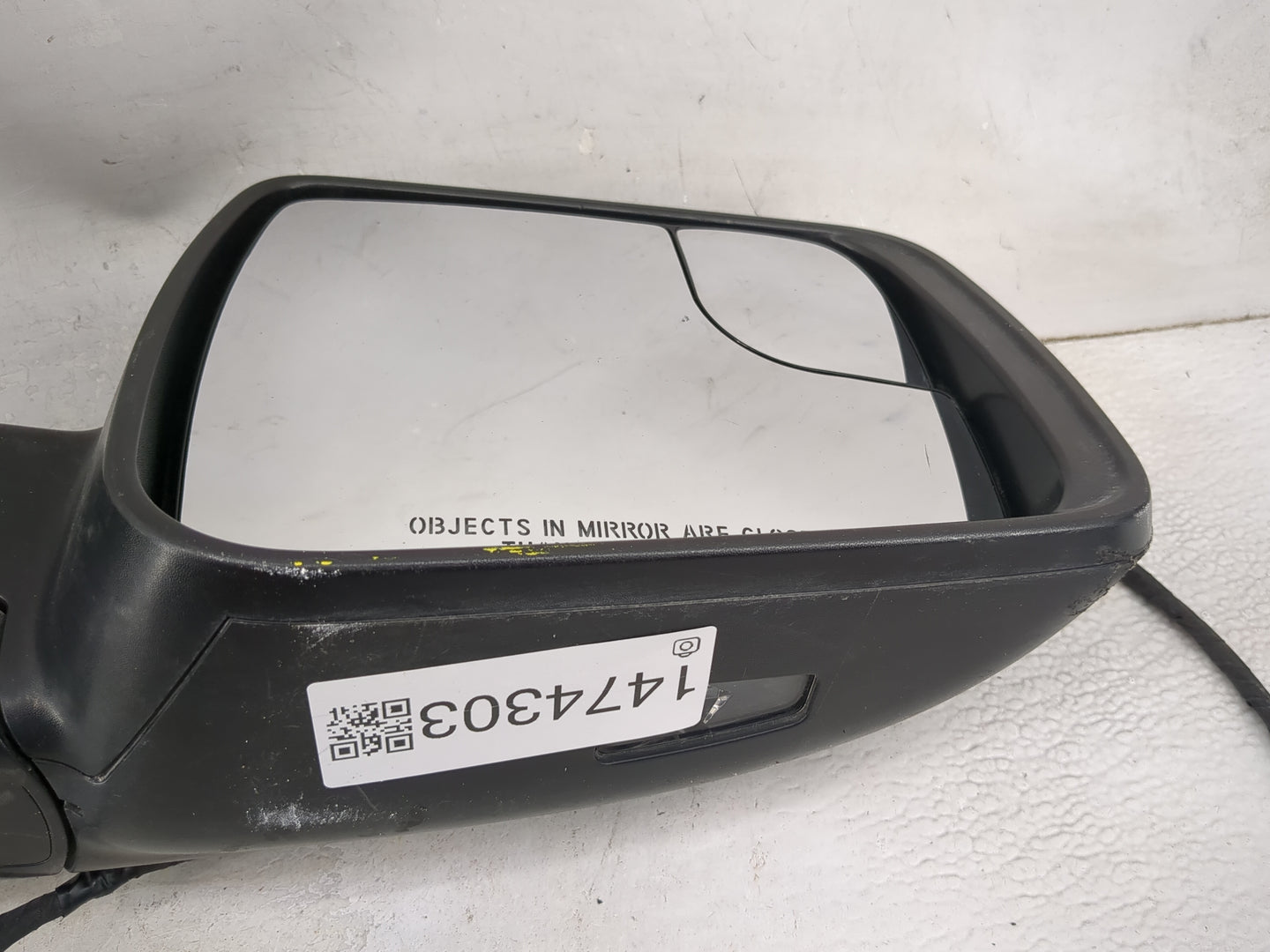 2020-2022 Ram 1500 Passenger Side View Mirror - Right Door Mirror OEM Used - Oemusedautoparts1.com