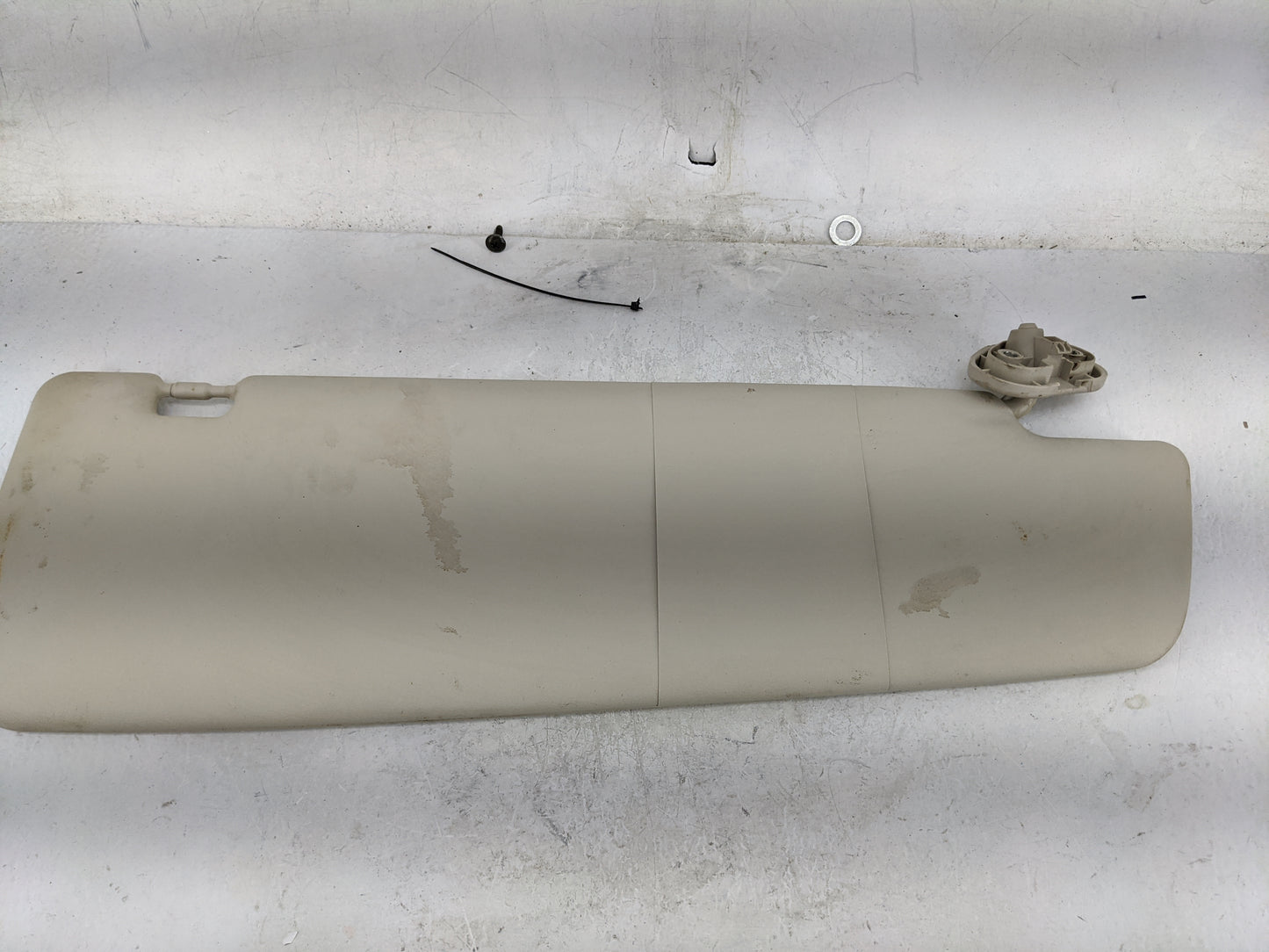 2021 Ram 1500 Sun Visor Shade Replacement Driver Left Mirror Fits Fits 2014 2015 2016 2017 2018 2019 2020 2022 OEM Used Auto