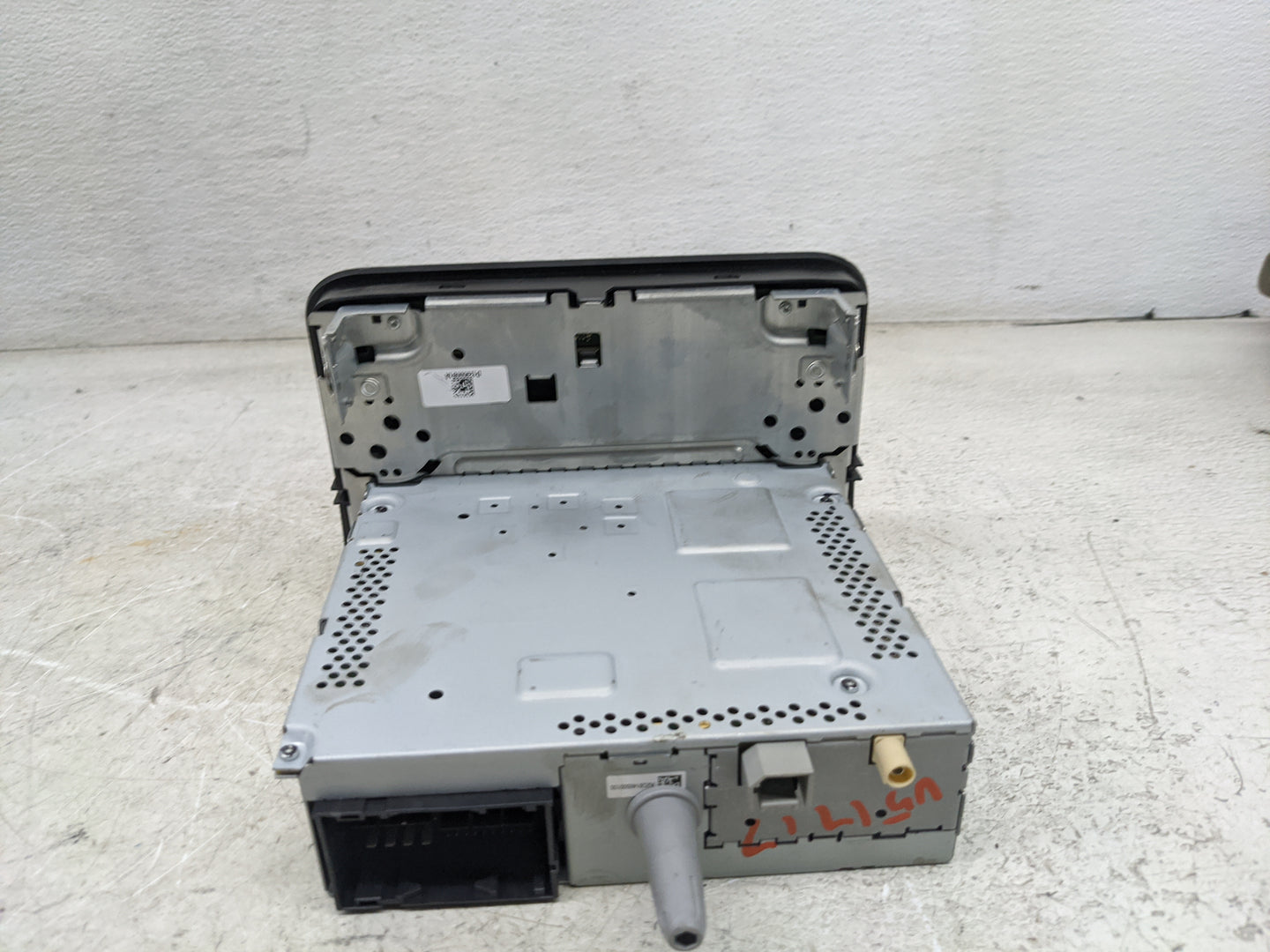 2021 Ram 1500 Radio AM FM Cd Player Receiver Replacement P/N:P6ZH43LXFAE A3C10006300H0067, VP2REFRE8H, TVPQN2991H0067 Fits O