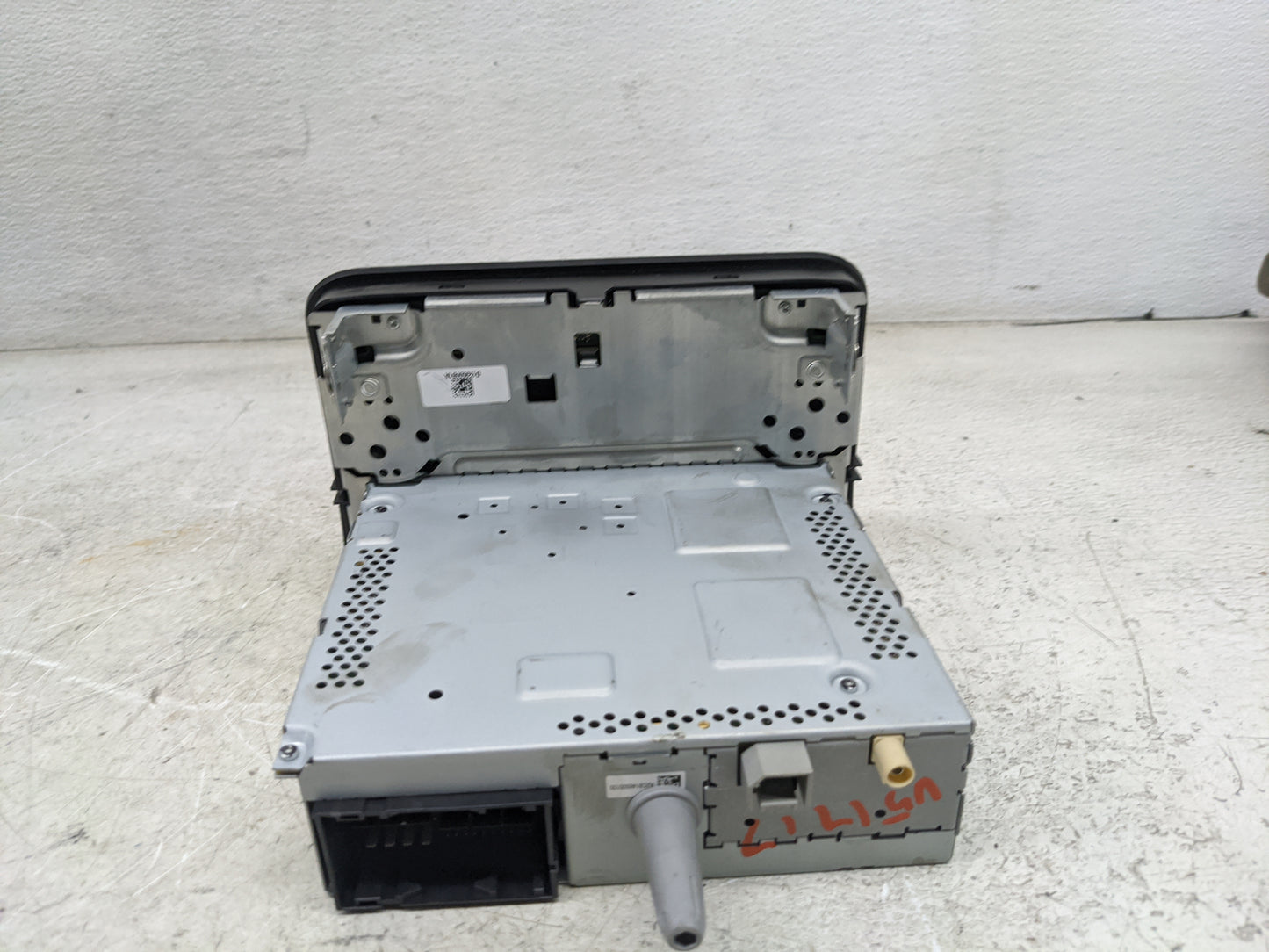 2021 Ram 1500 Radio AM FM Cd Player Receiver Replacement P/N:P6ZH43LXFAE A3C10006300H0067, VP2REFRE8H, TVPQN2991H0067 Fits O
