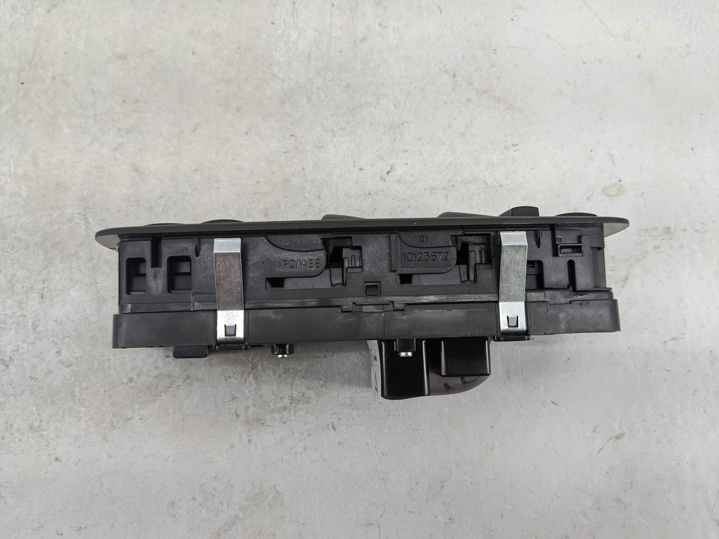 2016-2022 Ram 1500 Master Power Window Switch Replacement Driver Side Left P/N:10123572 Fits OEM Used Auto Parts - Oemusedau