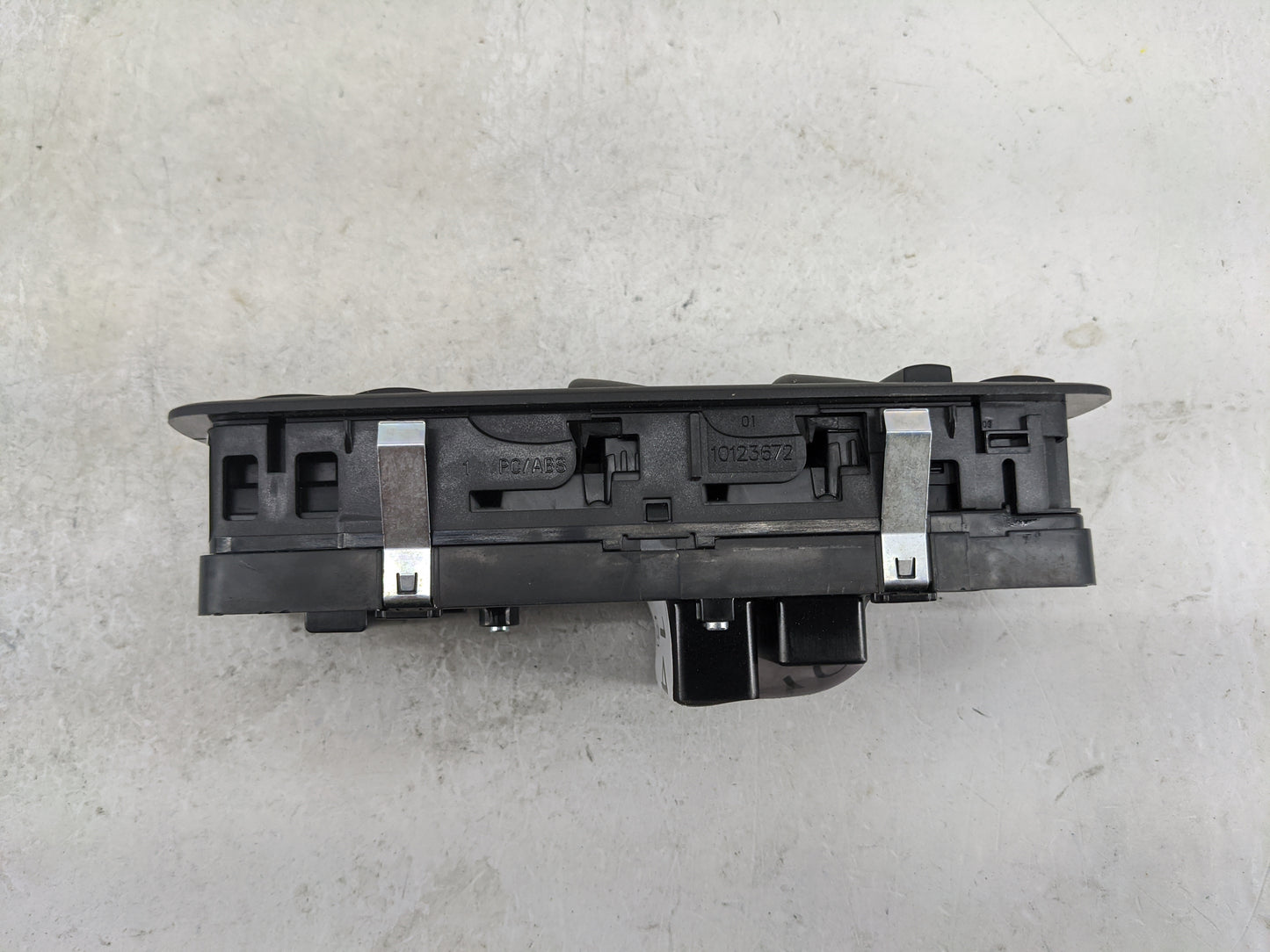 2016-2022 Ram 1500 Master Power Window Switch Replacement Driver Side Left P/N:10123572 Fits OEM Used Auto Parts - Oemusedau