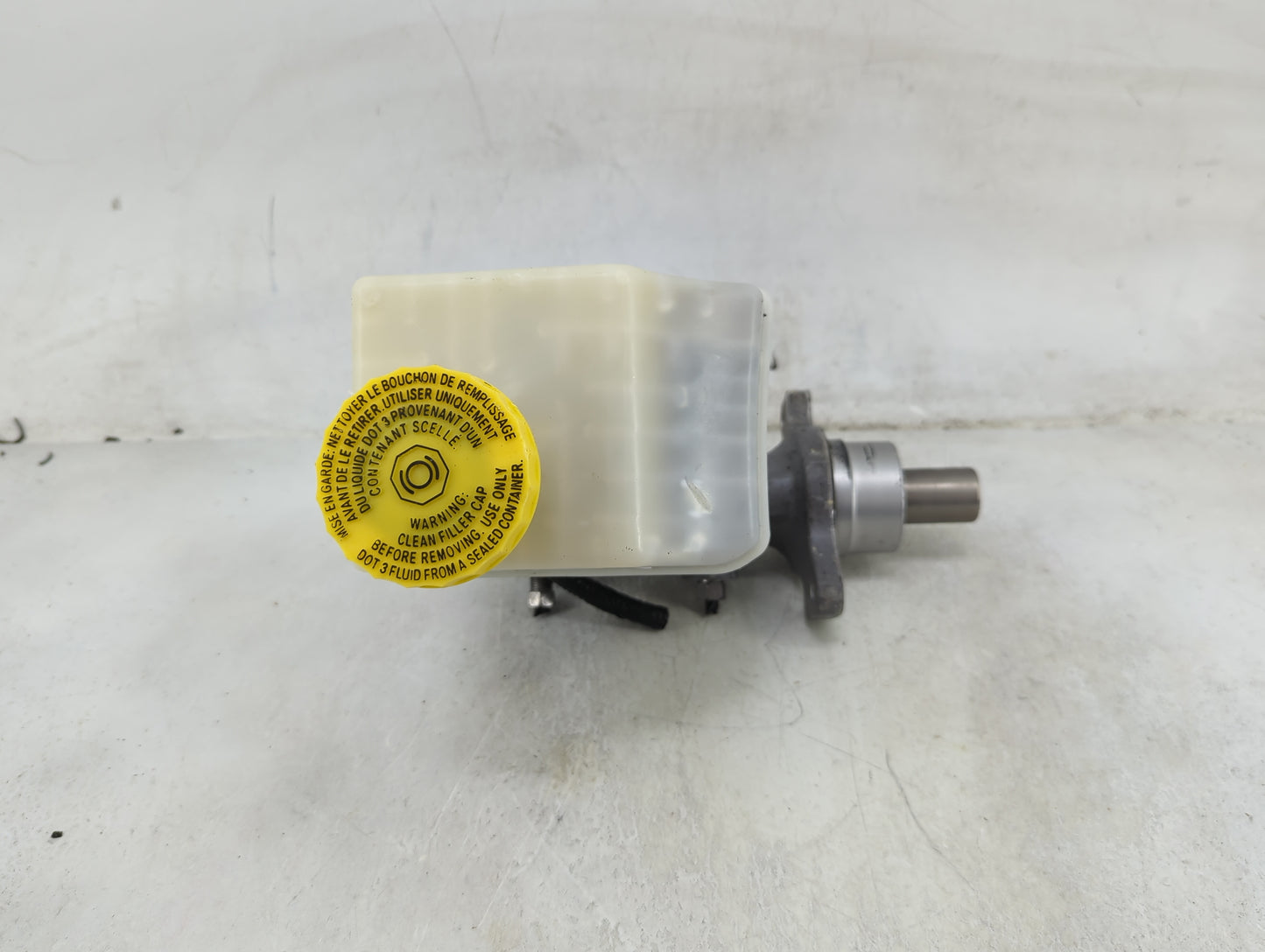 2019-2022 Ram 1500 Brake Master Cylinder - Oemusedautoparts1.com
